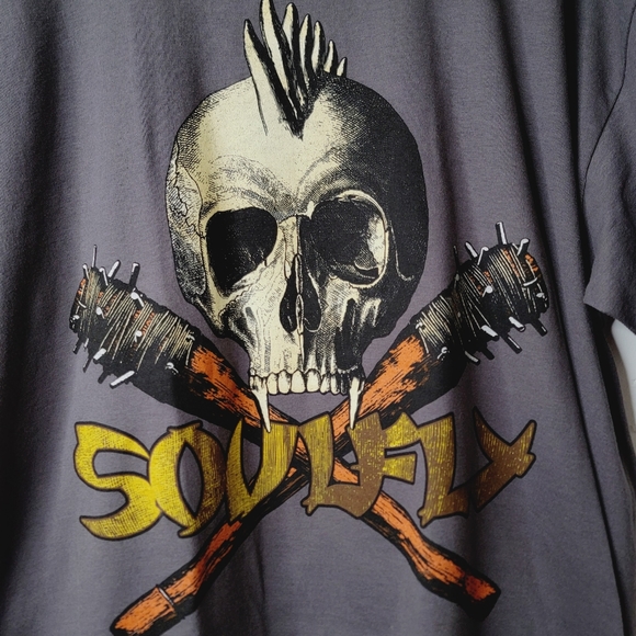 Vintage 2005 Soulfly 'Tribal War' shirt - Picture 2 of 7